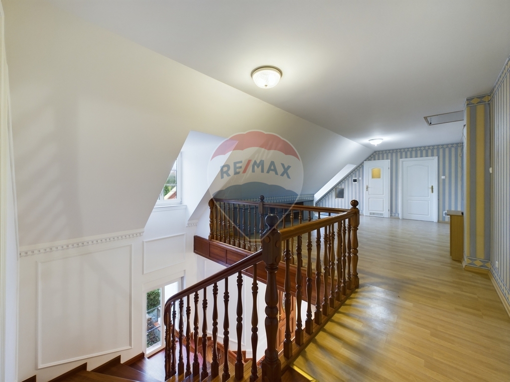 Willa z przestronnymi wnętrzami w Nowych Bielicach (24)