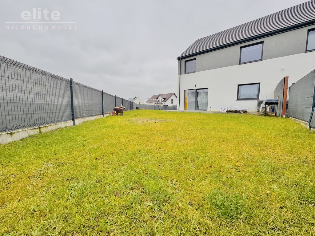 Warzymice 5 pokoi, duża działka garaż pompa ciepła (29)