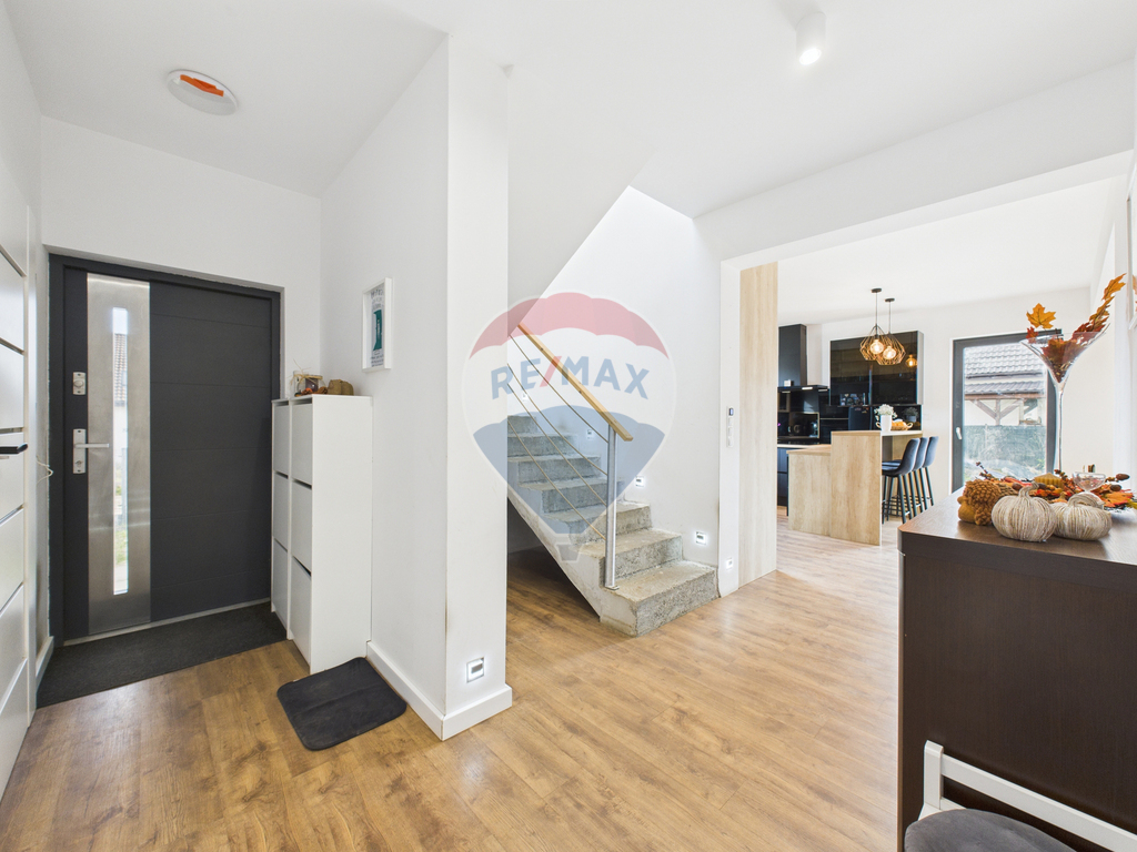 Urokliwy dom w Konikowie z ogrodem! (7)