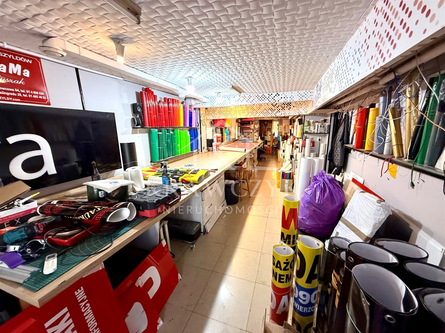 DOM W ZABUDOWIE SZEREGOWEJ Z LOKALEM - PRAWOBRZEŻE (17)