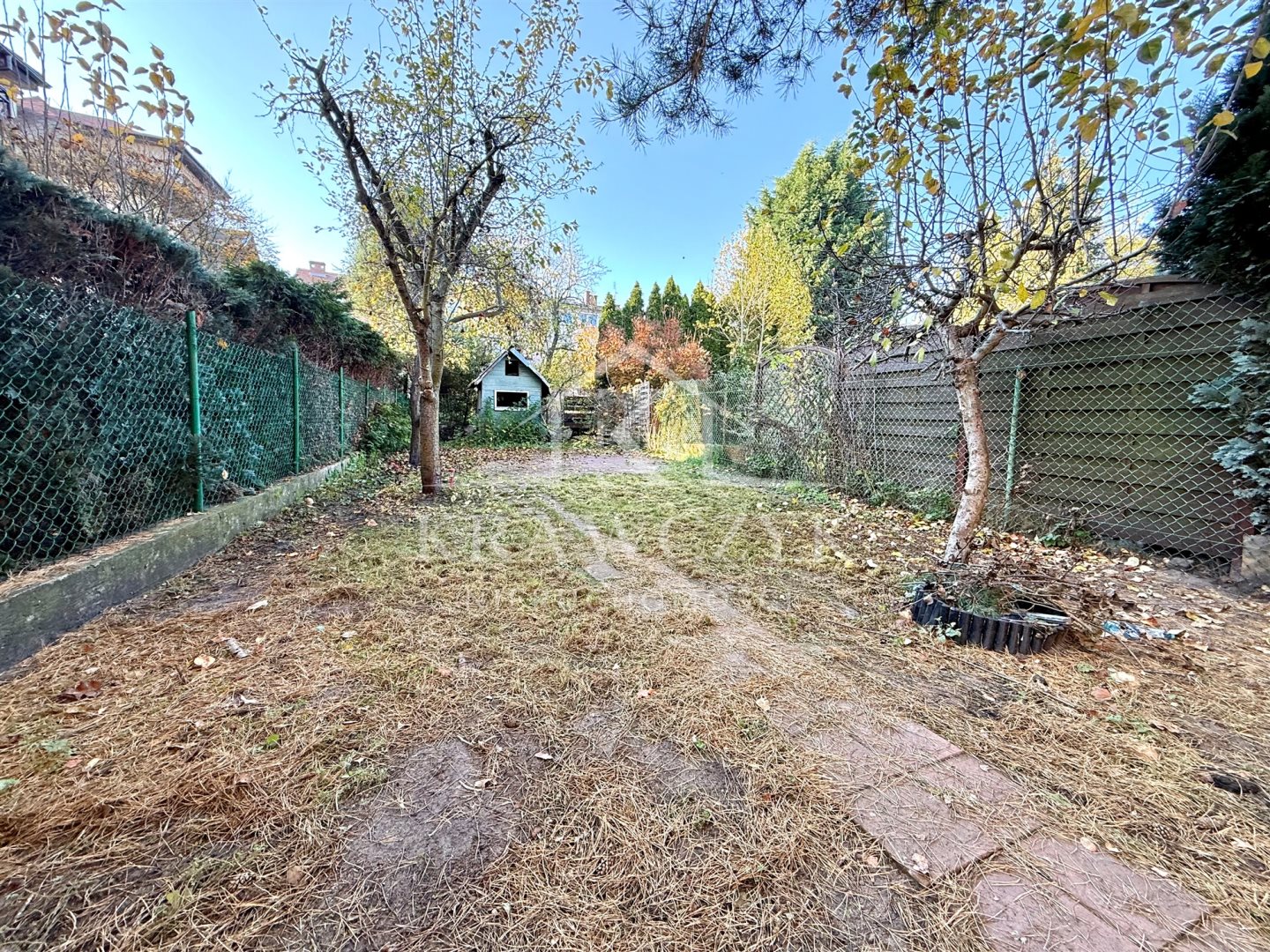 DOM W ZABUDOWIE SZEREGOWEJ Z LOKALEM - PRAWOBRZEŻE (20)