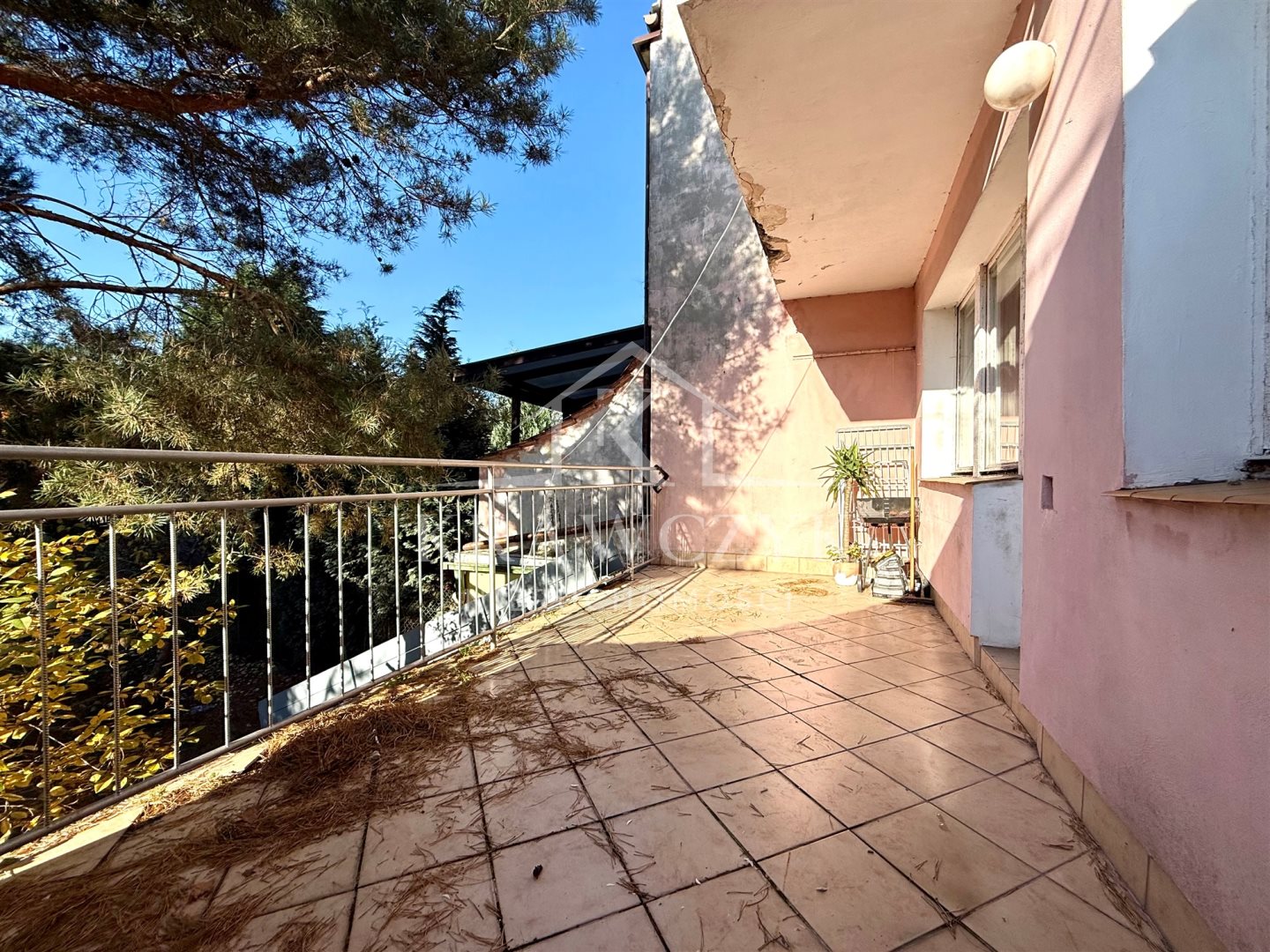 DOM W ZABUDOWIE SZEREGOWEJ Z LOKALEM - PRAWOBRZEŻE (21)