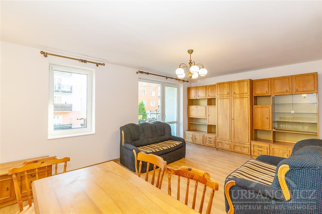 3-pok. mieszkanie na 1 piętrze z loggią i garażem. (4)