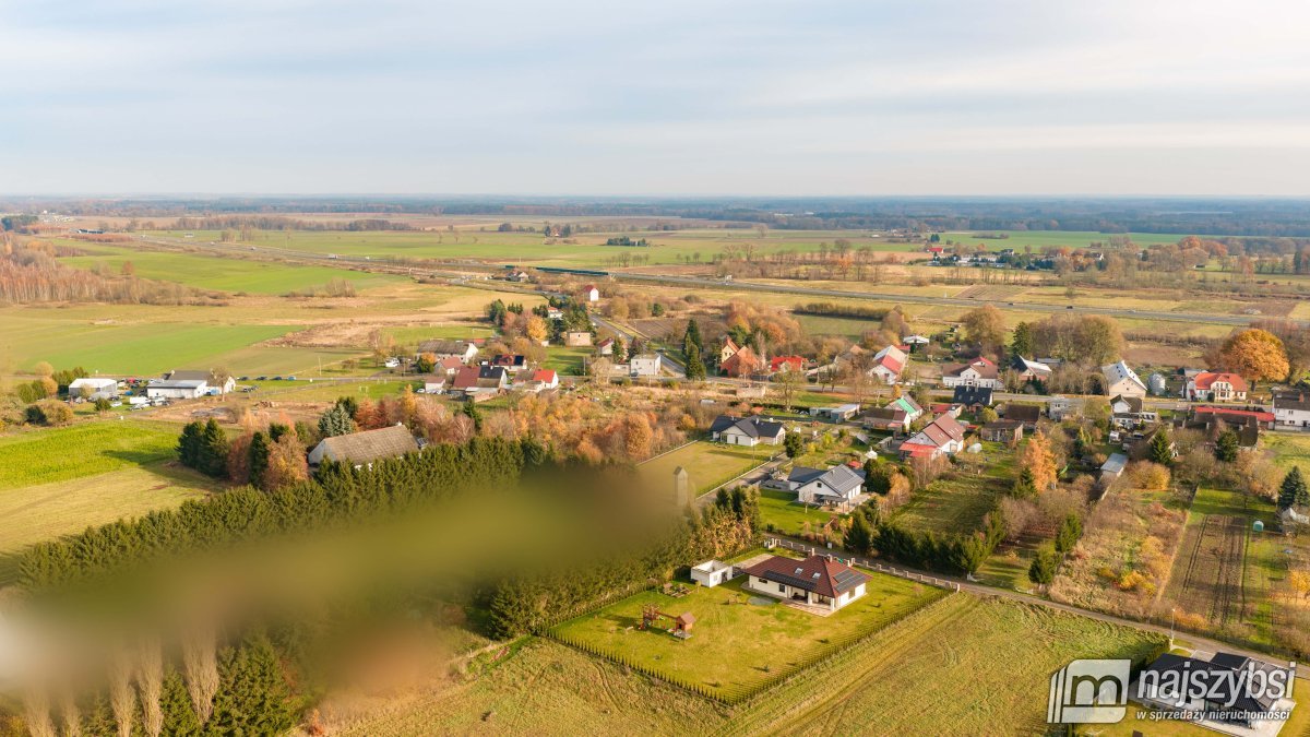 NOWOGARD-ŻABOWO DOM Z  CZĘŚCIĄ USŁUGOWĄ (36)