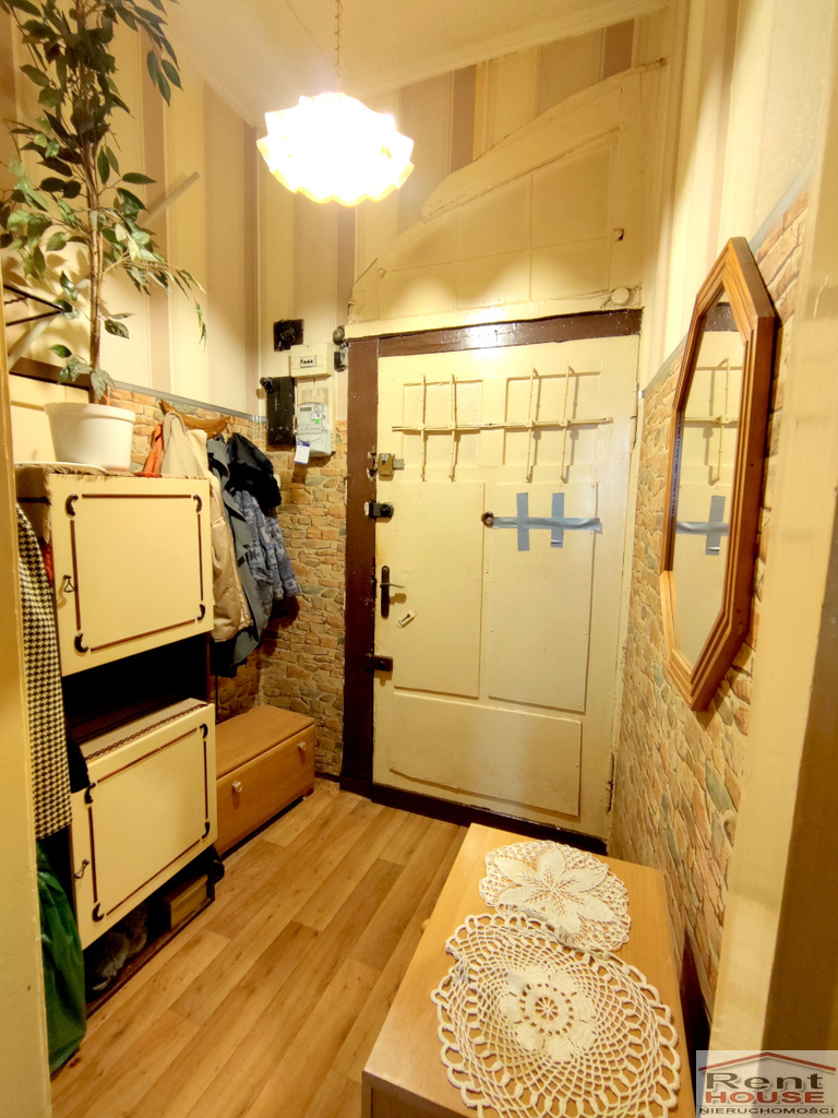 Centrum, 2 pokoje do remontu (13)