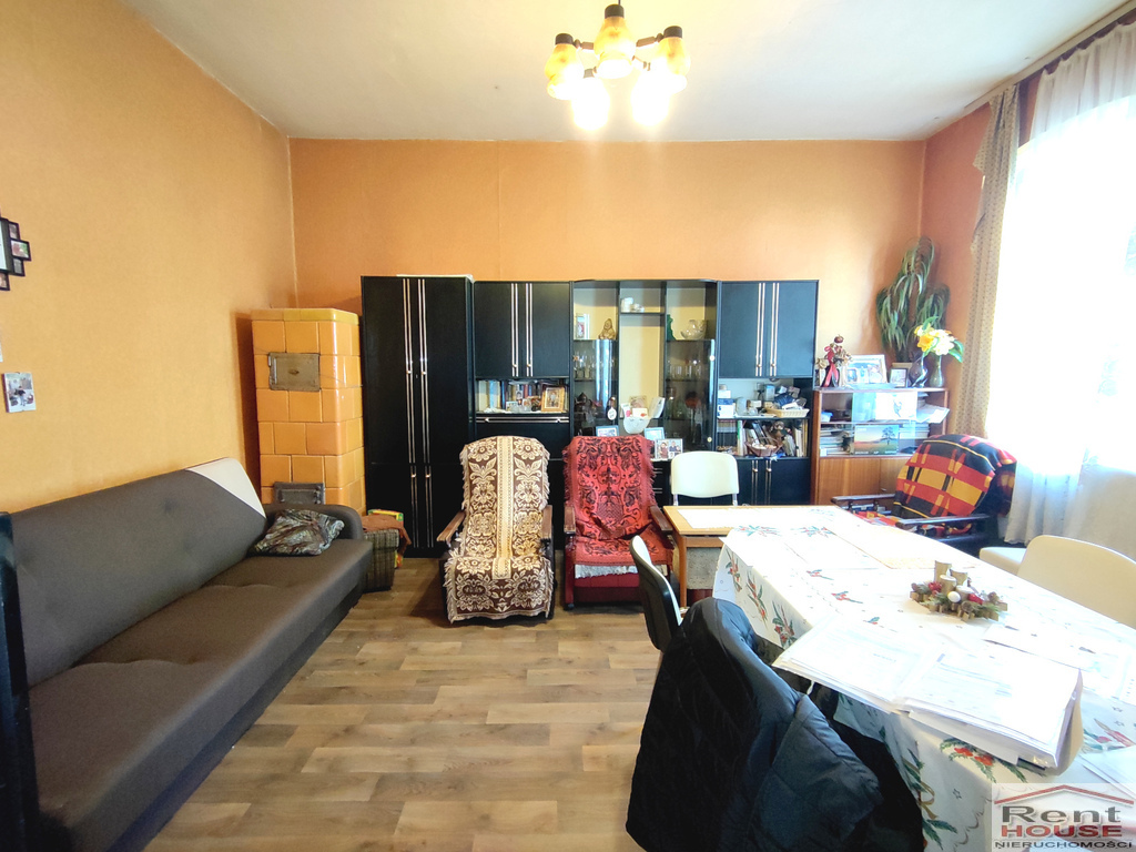 Centrum, 2 pokoje do remontu (1)