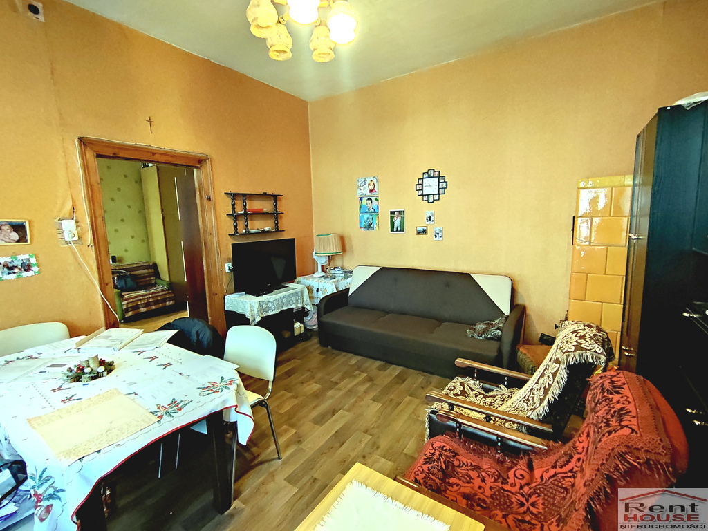 Centrum, 2 pokoje do remontu (3)