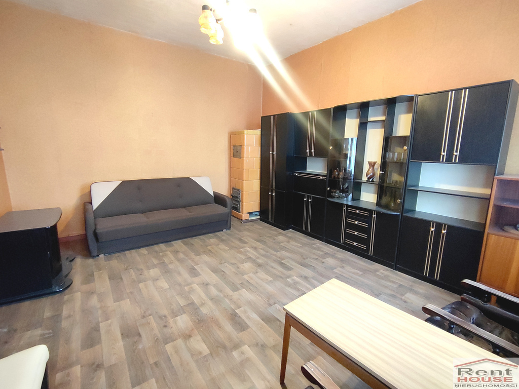 Centrum, 2 pokoje do remontu (2)