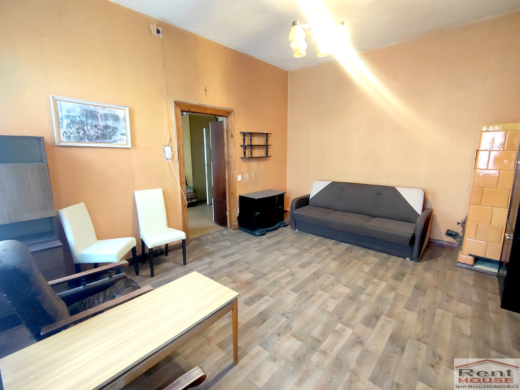 Centrum, 2 pokoje do remontu (3)