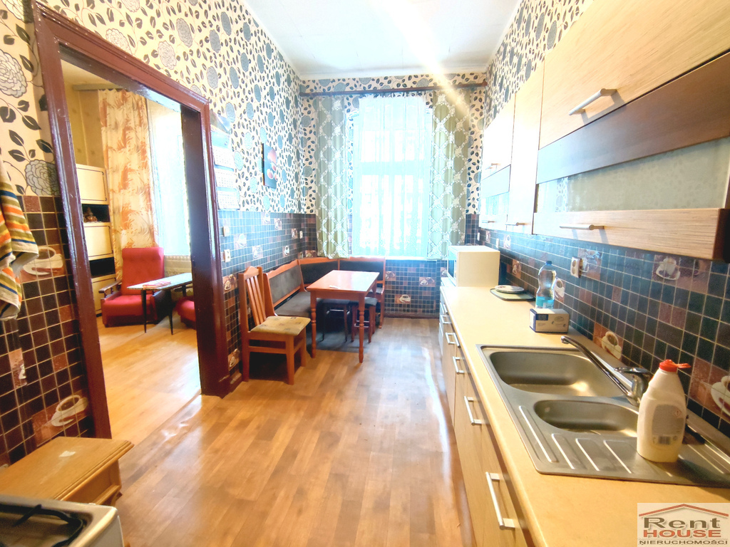 Centrum, 2 pokoje do remontu (4)