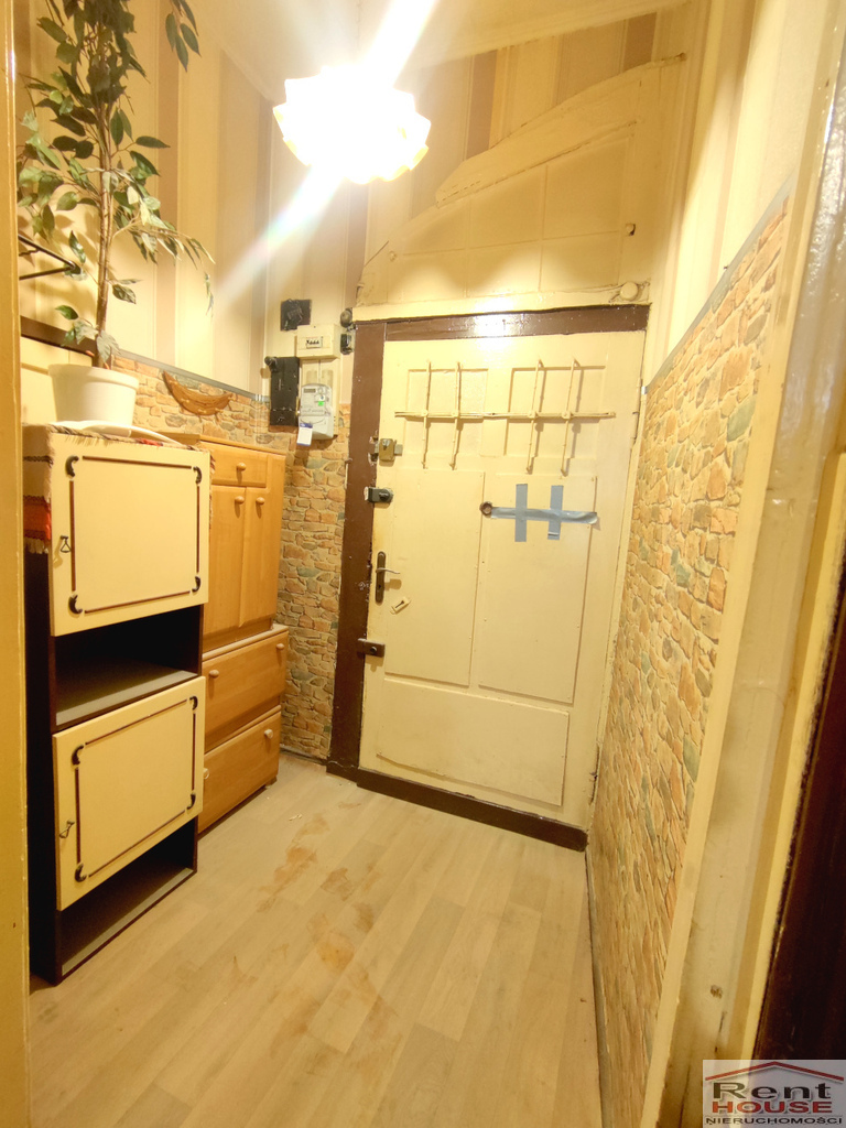 Centrum, 2 pokoje do remontu (15)