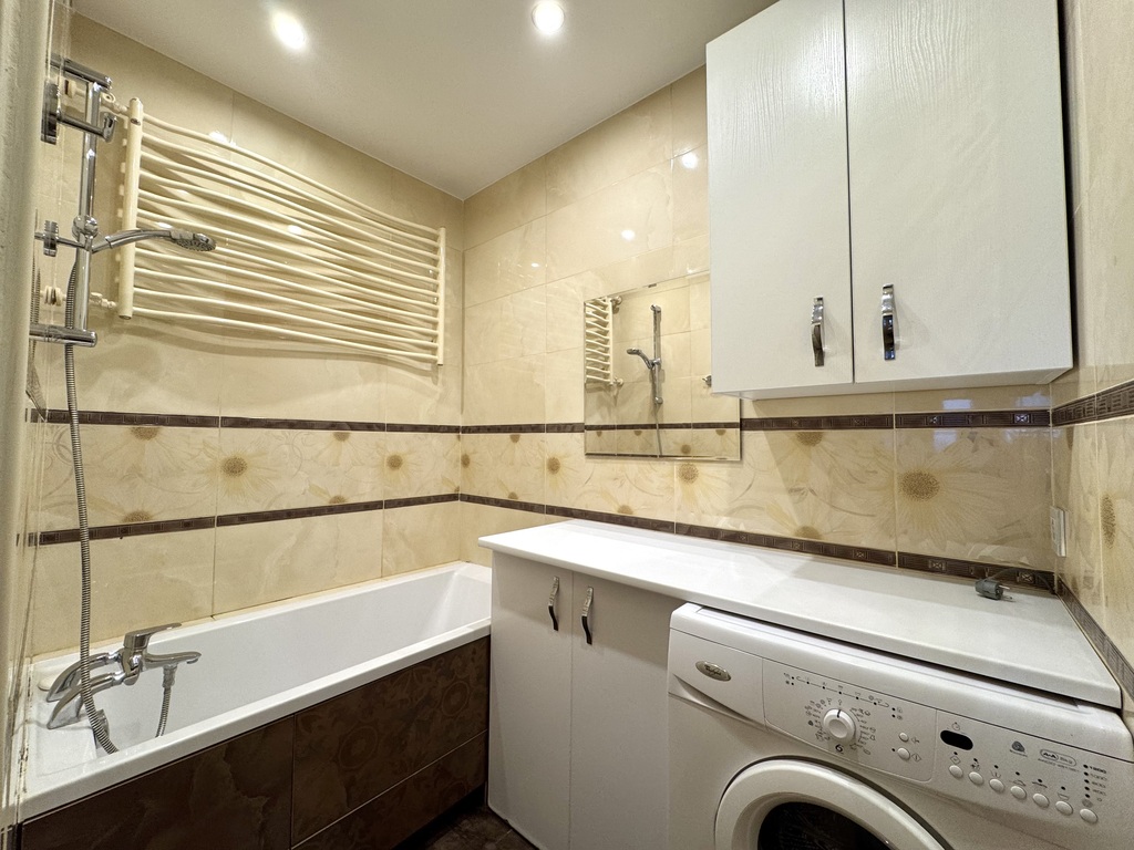 Wyremontowane 3 pokoje na osiedlu Zawadzkiego! (8)