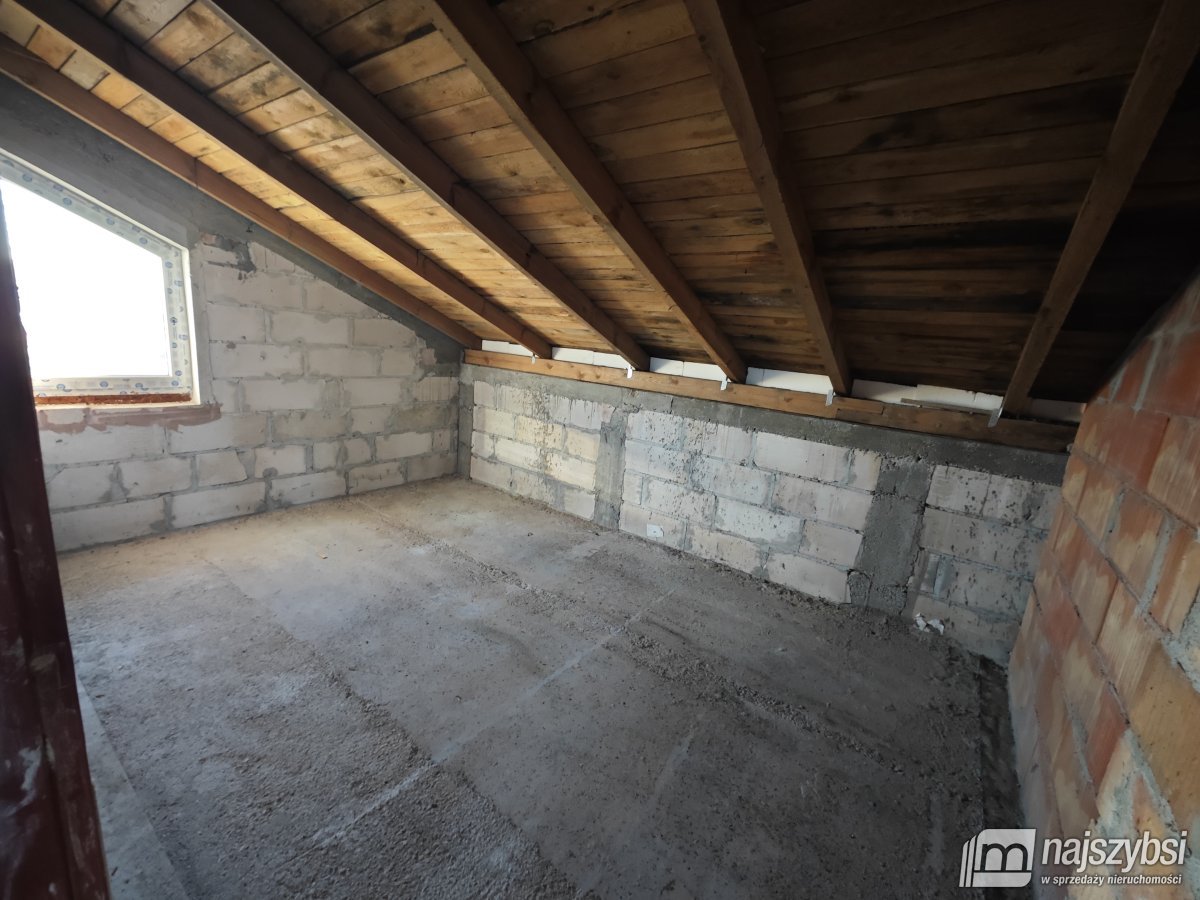 NA SPRZEDAZ OBIEKT MAGAZYNOWO-BIUROWY KOSZ. BIZNES (21)