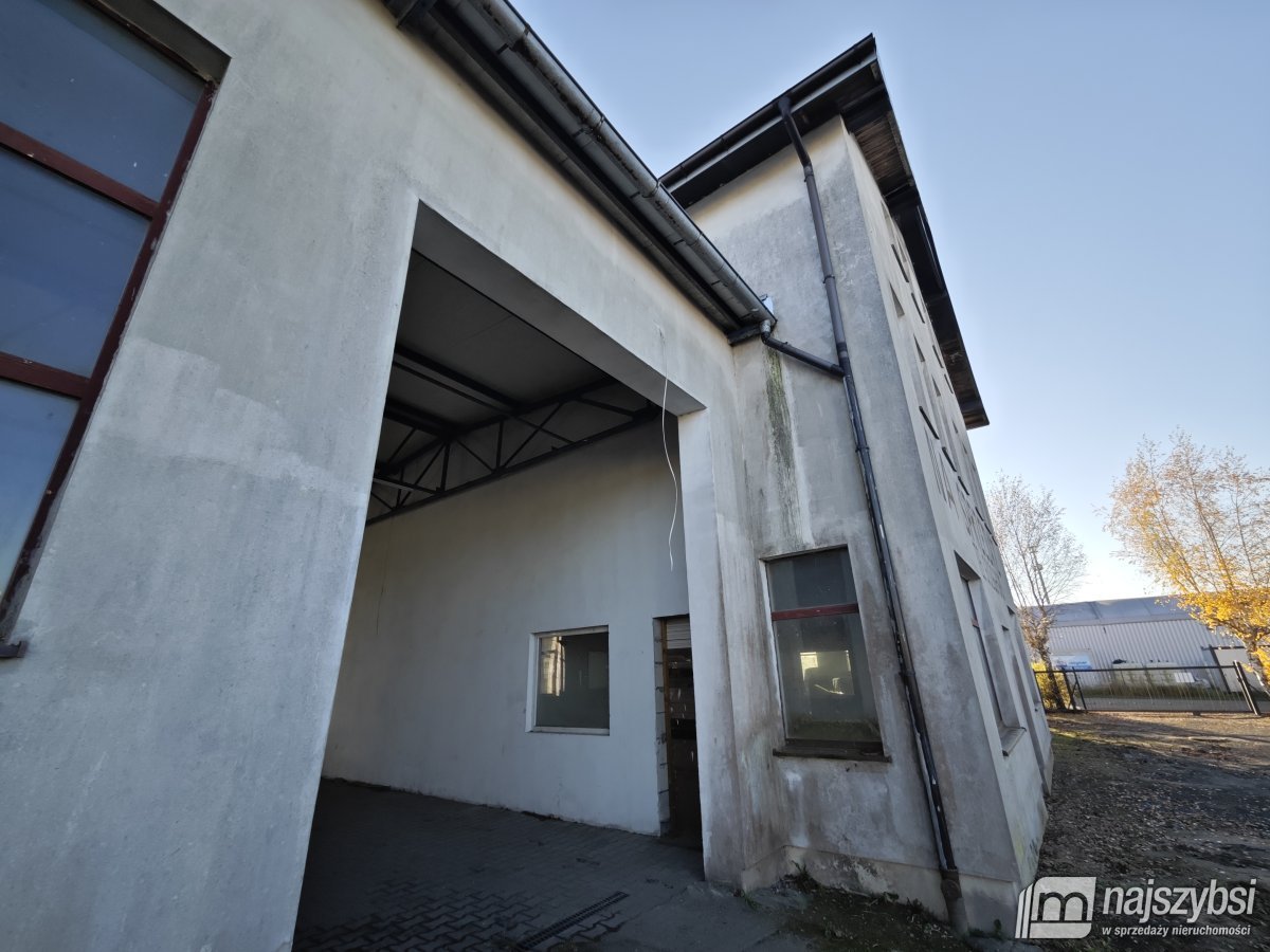 NA SPRZEDAZ OBIEKT MAGAZYNOWO-BIUROWY KOSZ. BIZNES (6)