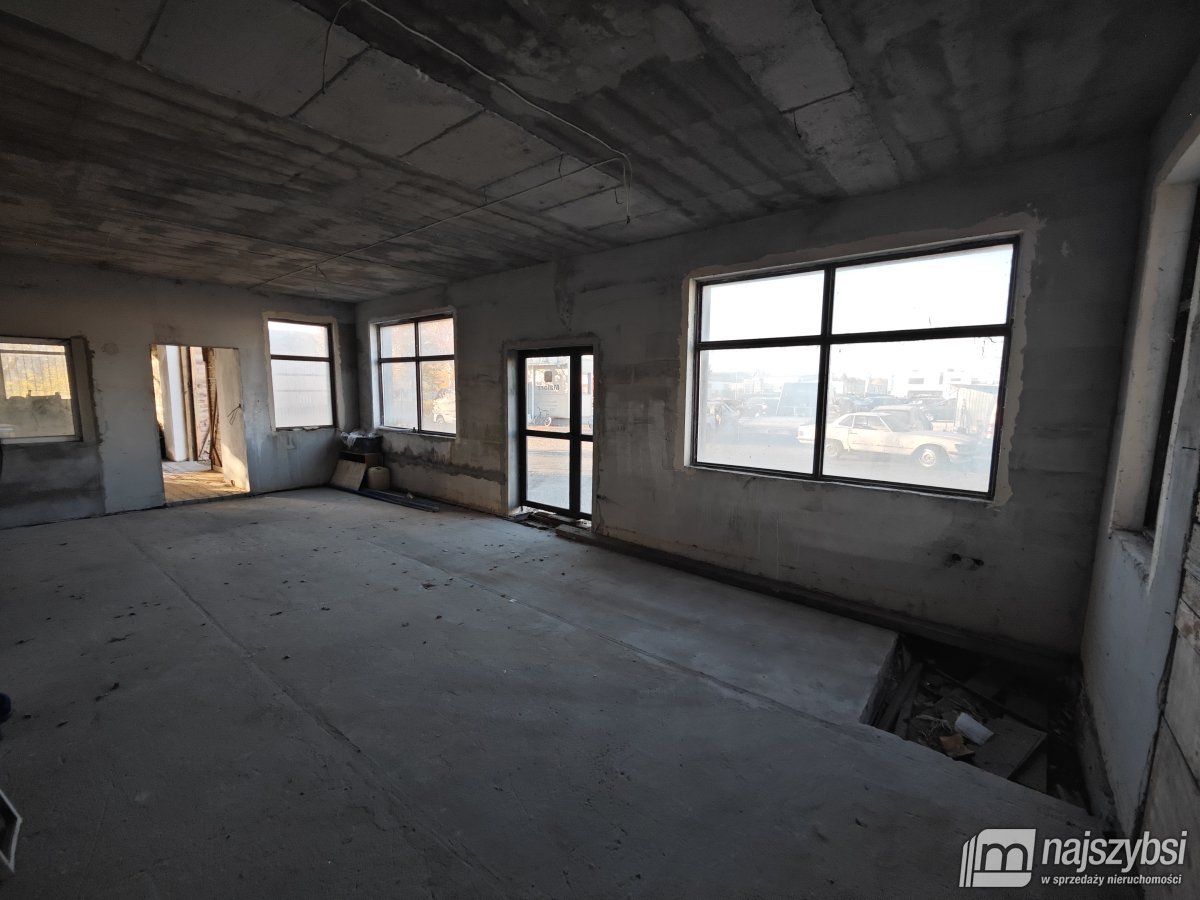 NA SPRZEDAZ OBIEKT MAGAZYNOWO-BIUROWY KOSZ. BIZNES (14)