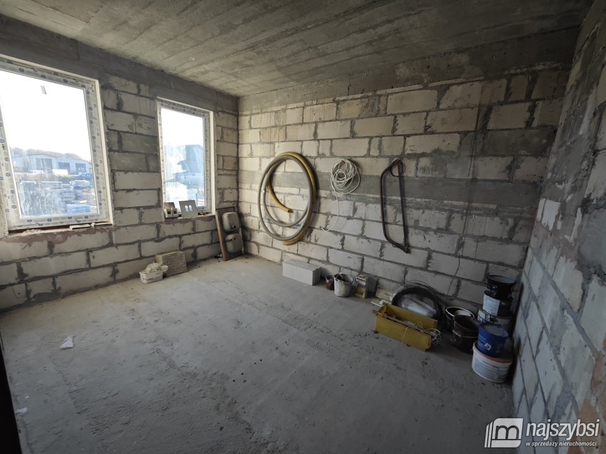 NA SPRZEDAZ OBIEKT MAGAZYNOWO-BIUROWY KOSZ. BIZNES (19)