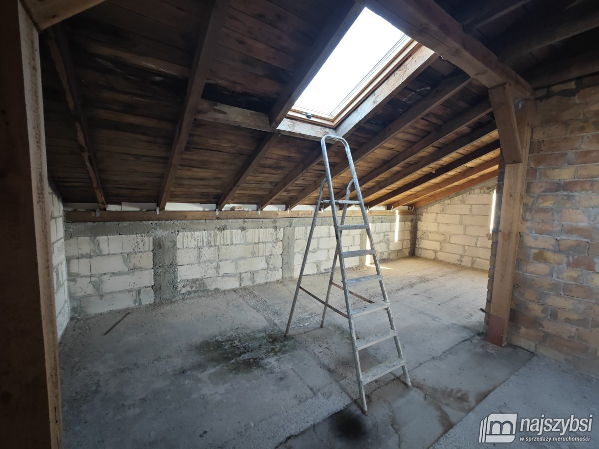 NA SPRZEDAZ OBIEKT MAGAZYNOWO-BIUROWY KOSZ. BIZNES (26)