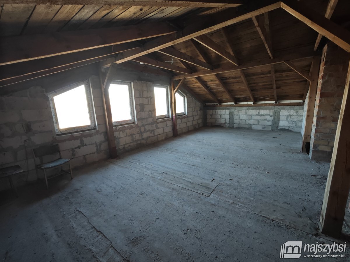 NA SPRZEDAZ OBIEKT MAGAZYNOWO-BIUROWY KOSZ. BIZNES (28)