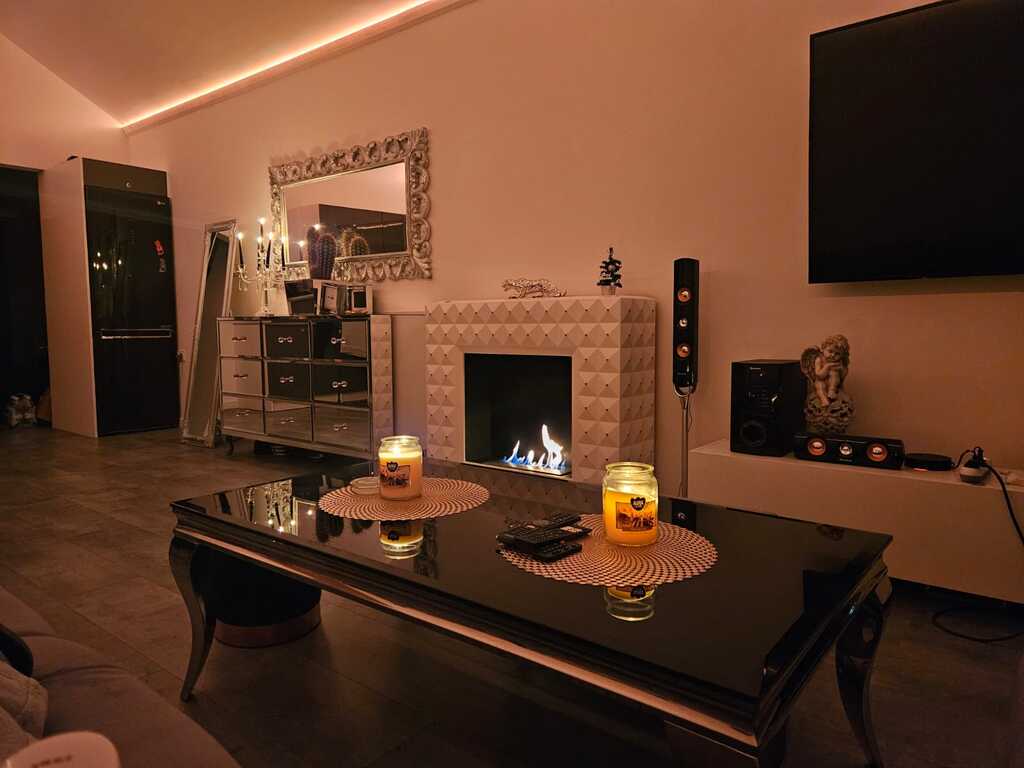 Wyposażone mieszkanie z widokiem na rzekę (12)