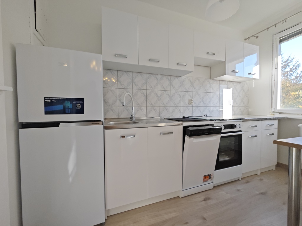 Kijewo - wynajem, 1 pok. 35m2, I piętro, balkon (7)