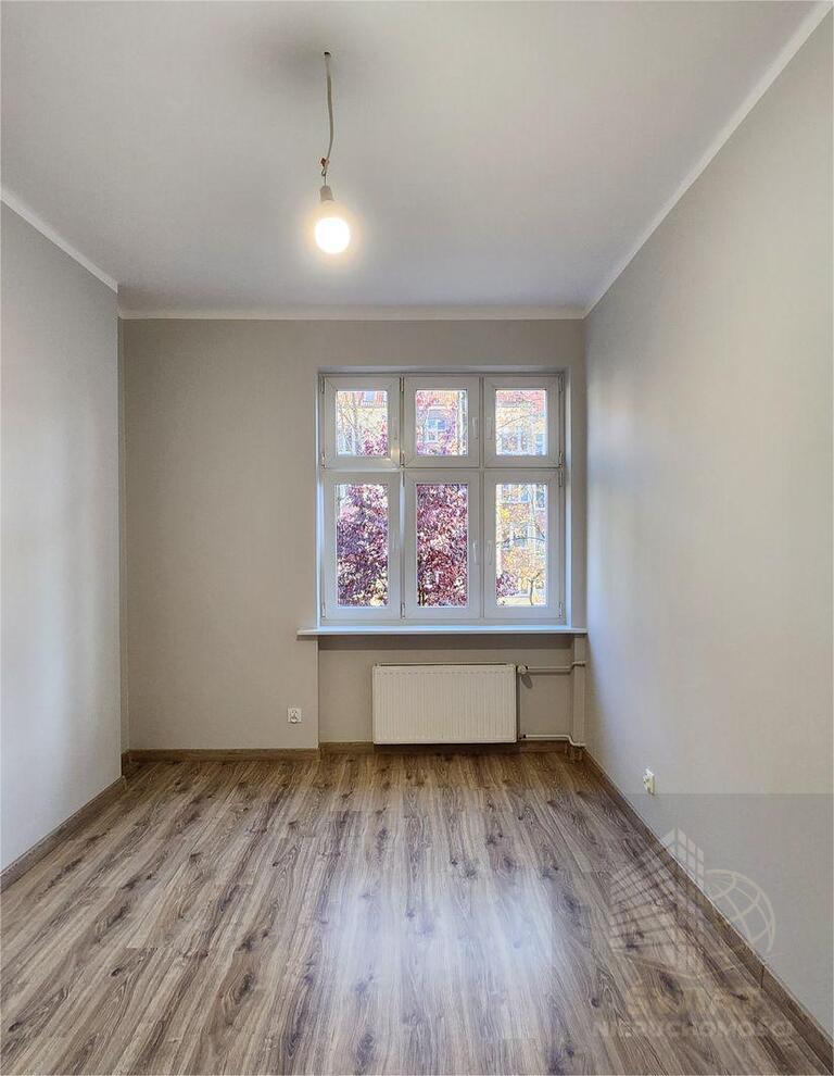 Przestronne 2-pokojowe mieszkanie po remoncie. (3)