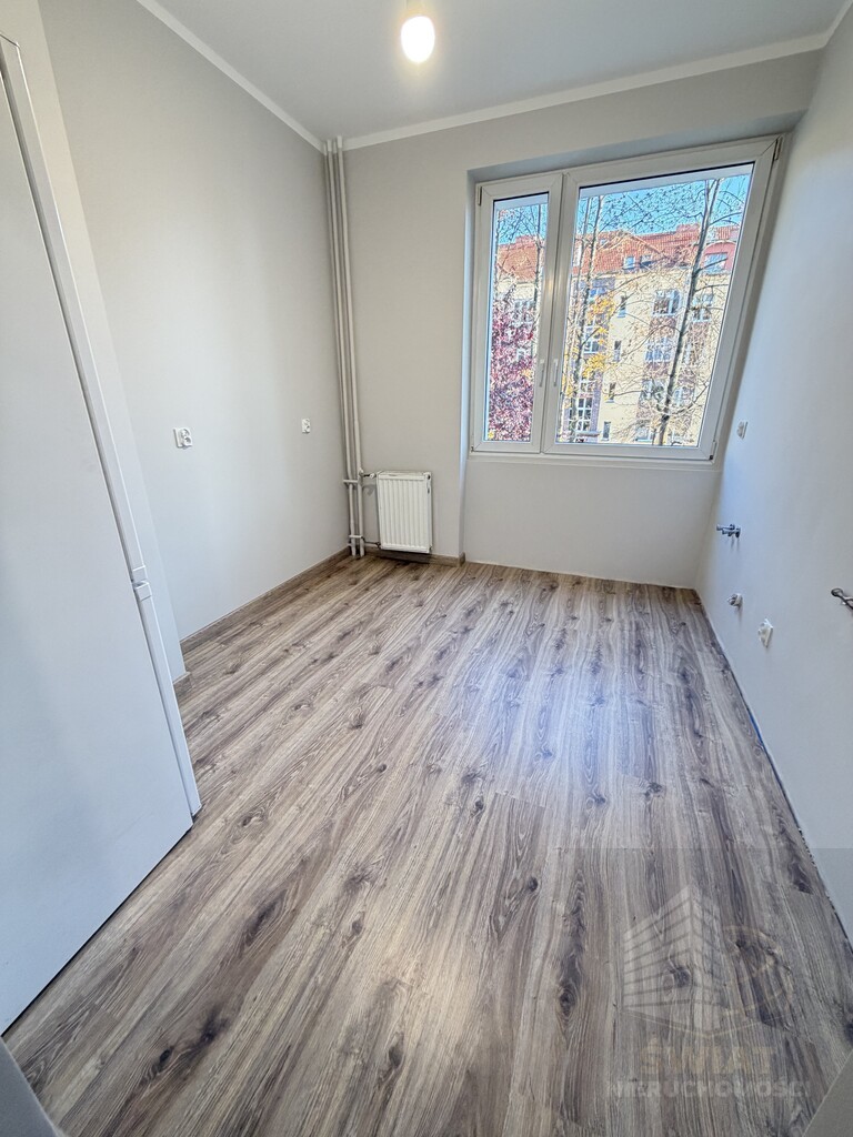 Przestronne 2-pokojowe mieszkanie po remoncie. (2)