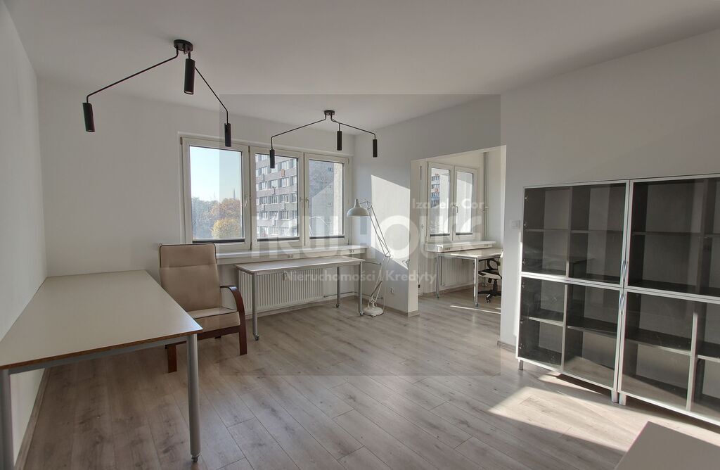 4 pokoje w centrum , doskonałe na biura (1)