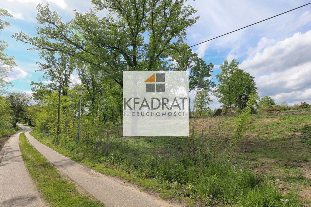 Niemcy - działki budowlane z wydanym pozwoleniem . (6)