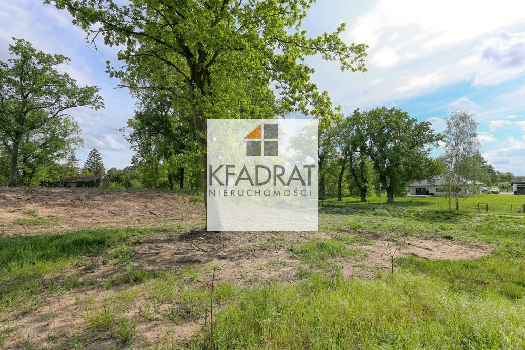 Niemcy - działki budowlane z wydanym pozwoleniem . (10)