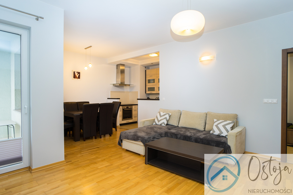 Gumieńce 2 pokoje /2010r , balkon, garaż, piwnica (2)