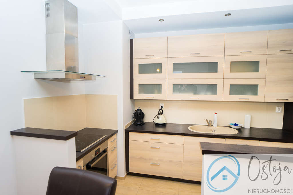 Gumieńce 2 pokoje /2010r , balkon, garaż, piwnica (11)