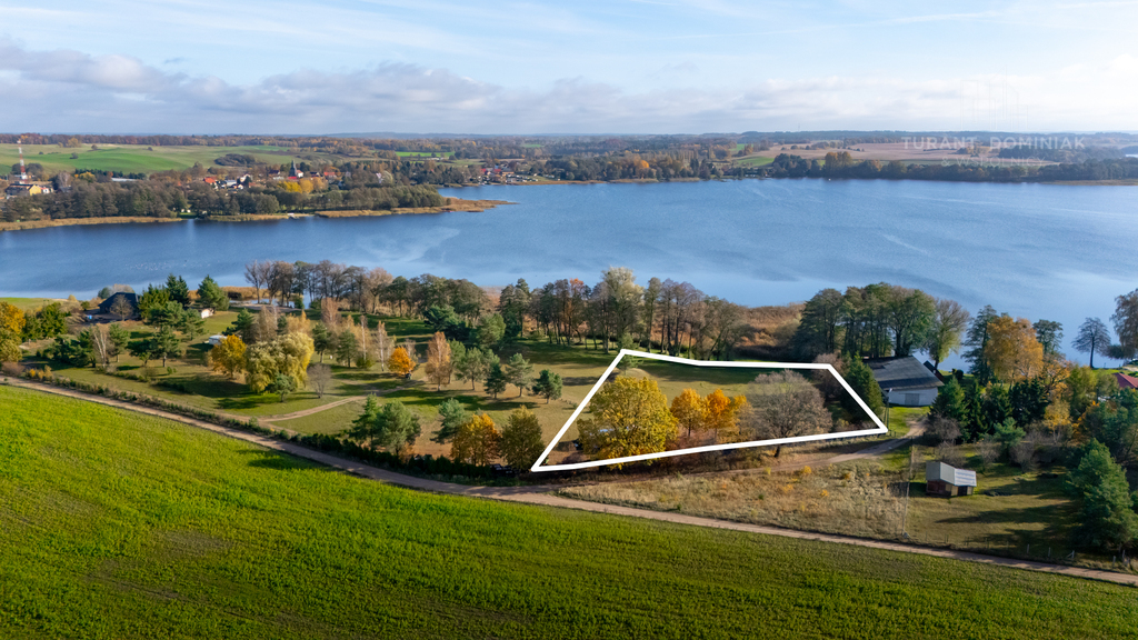 Malowniczo położona działka - jezioro Lubie (6)