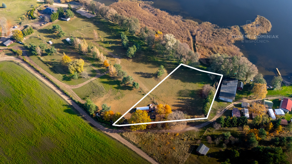 Malowniczo położona działka - jezioro Lubie (7)