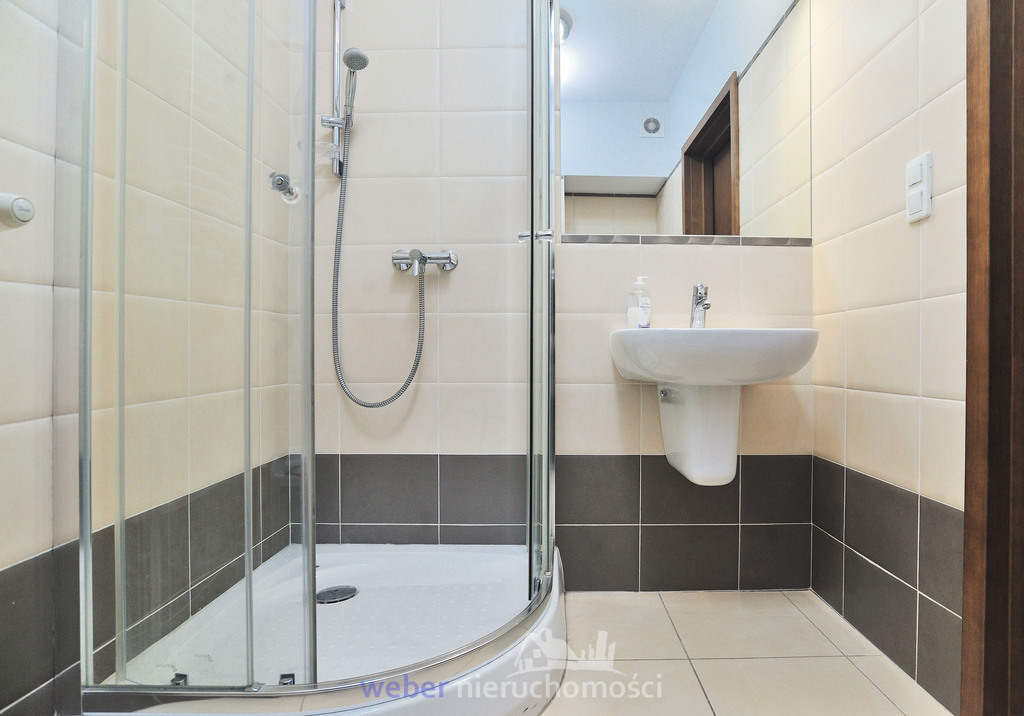 Stylowe mieszkanie 2-pokojowe blisko centrum (9)