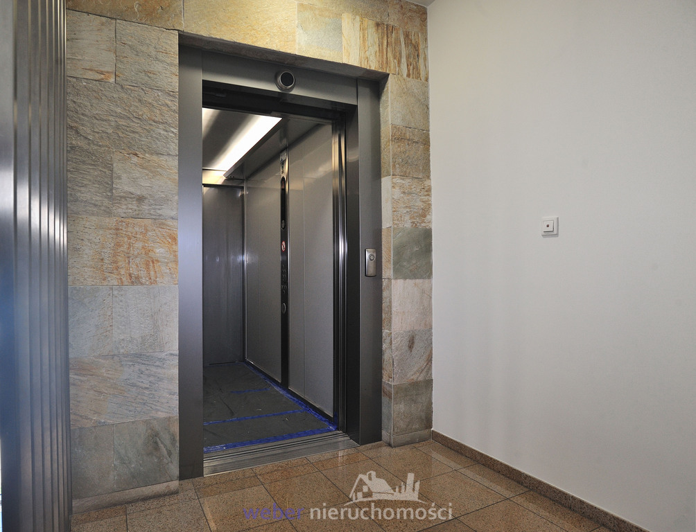 Stylowe mieszkanie 2-pokojowe blisko centrum (13)