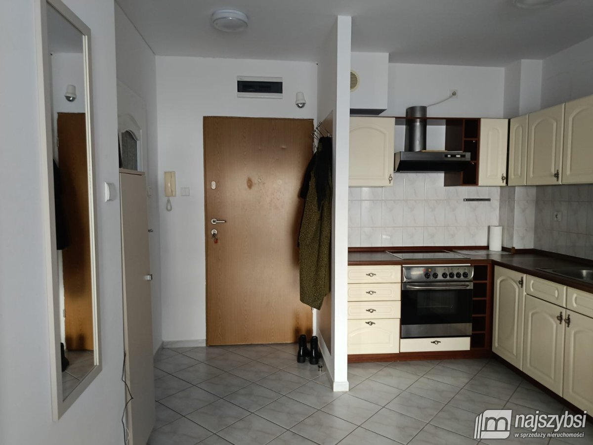 KOŁOBRZEG- WYNAJEM 2 POK. MIESZKANIE 300M OD MORZA (5)