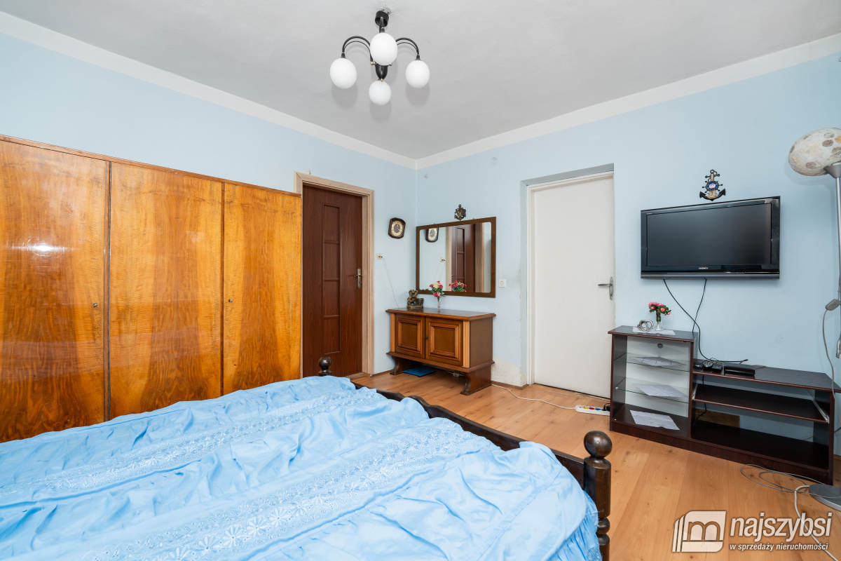 ŁOBEZ - klimatyczny dom w Centrum nad strumykiem (13)