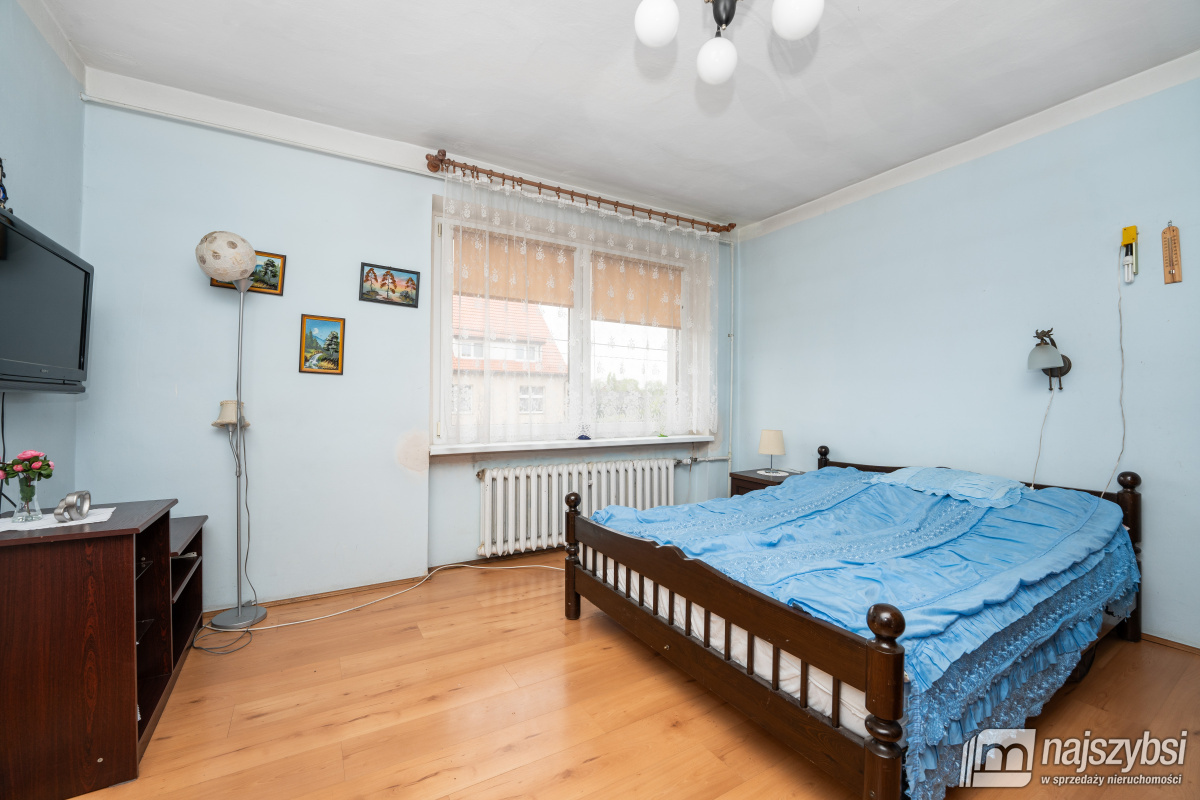 ŁOBEZ - klimatyczny dom w Centrum nad strumykiem (14)