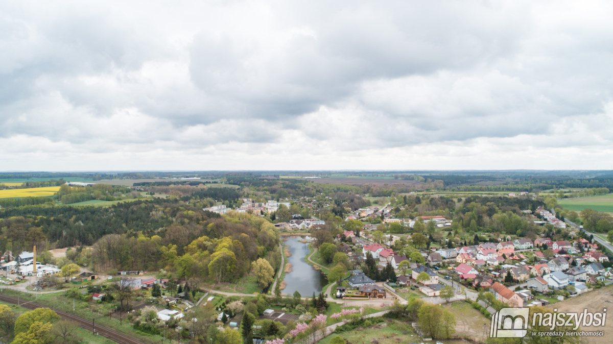 ŁOBEZ - klimatyczny dom w Centrum nad strumykiem (31)