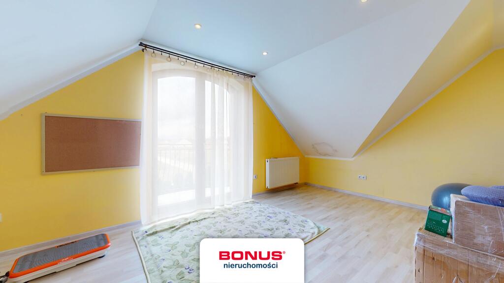 Nowoczesny dom z dużą działką, cena do negocjacji (19)