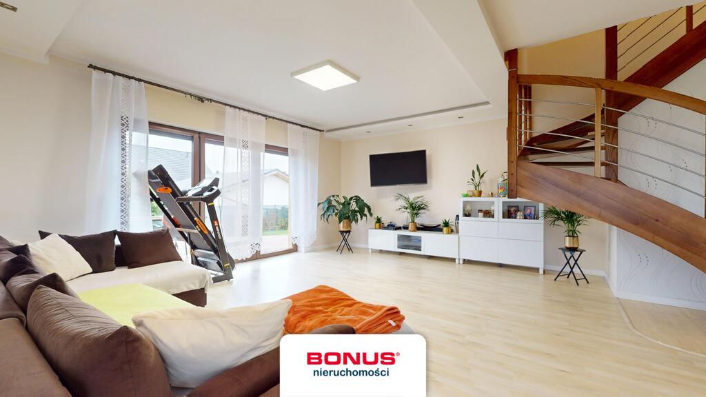 Nowoczesny dom z dużą działką, cena do negocjacji (24)