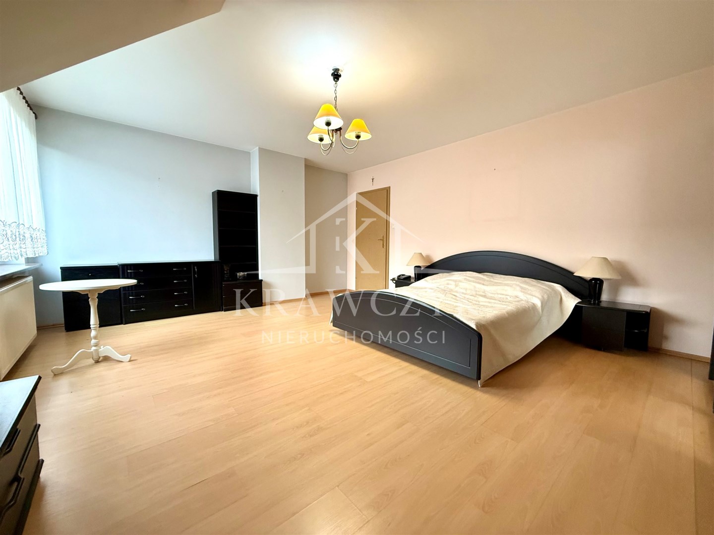 Gumieńce, Wolnostojący, Lokalizacja,Infrastruktura (11)