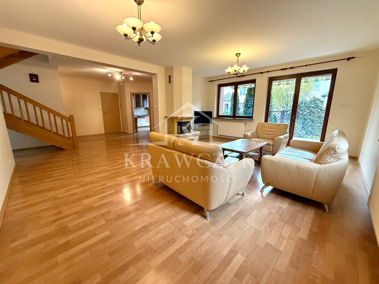 Gumieńce, Wolnostojący, Lokalizacja,Infrastruktura (3)