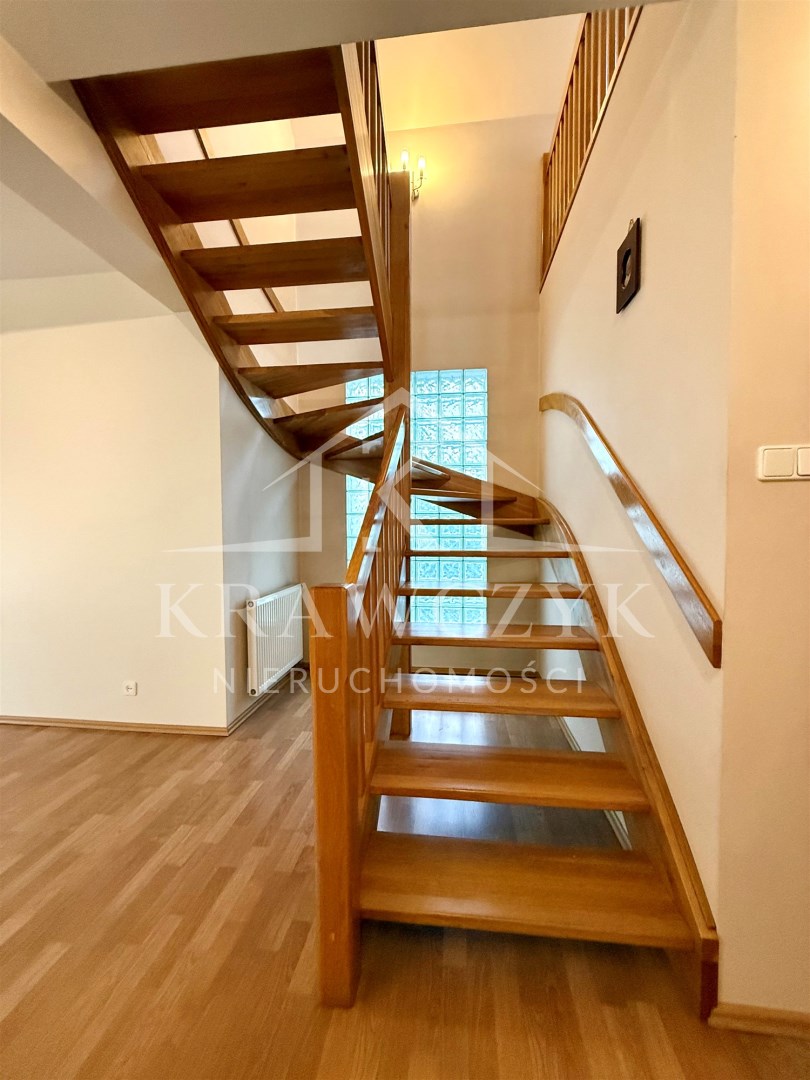 Gumieńce, Wolnostojący, Lokalizacja,Infrastruktura (9)