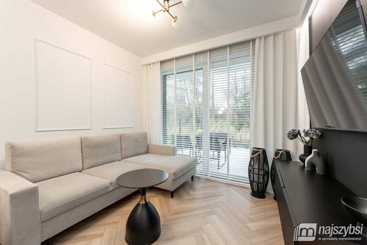 Gąski-apartament obok plaży z prywatnym ogródkiem! (2)