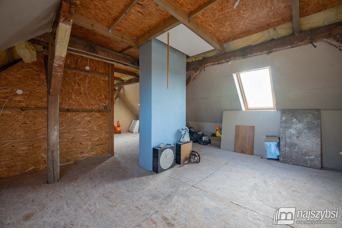 KAMOSOWO - DOM BLISKO BIAŁOGARDU Z DZIAŁKĄ 703 m² (20)