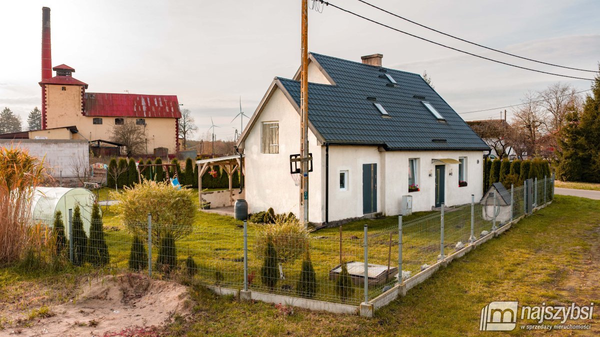 KAMOSOWO - DOM BLISKO BIAŁOGARDU Z DZIAŁKĄ 703 m² (3)