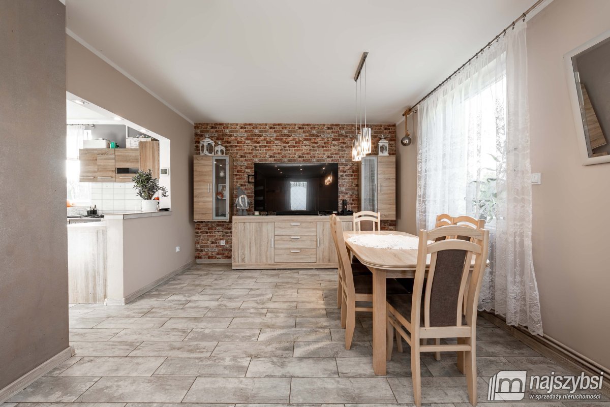 KAMOSOWO - DOM BLISKO BIAŁOGARDU Z DZIAŁKĄ 703 m² (7)