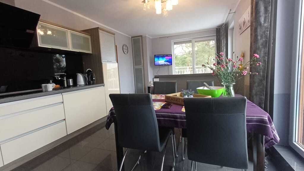 Międzywodzie apartament 42 mkw z parkingiem. (3)