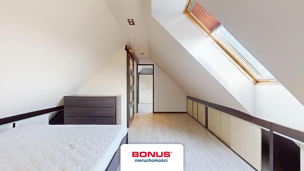 Przecław, 6pok., 2 piwnice, balkon (12)